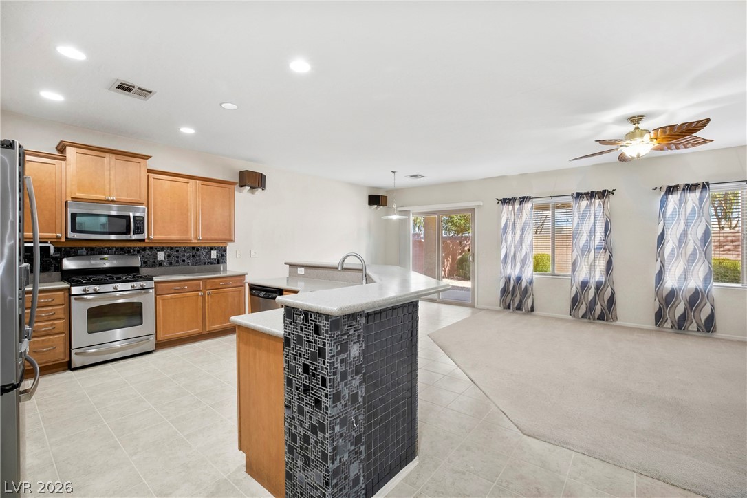 6168 Forest Pony Avenue Property Photo 4