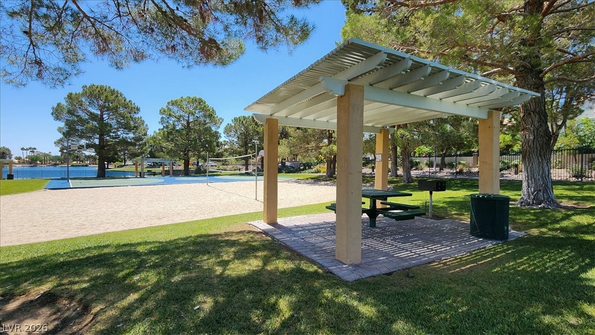 7816 Villa Finestra Drive Property Photo 28