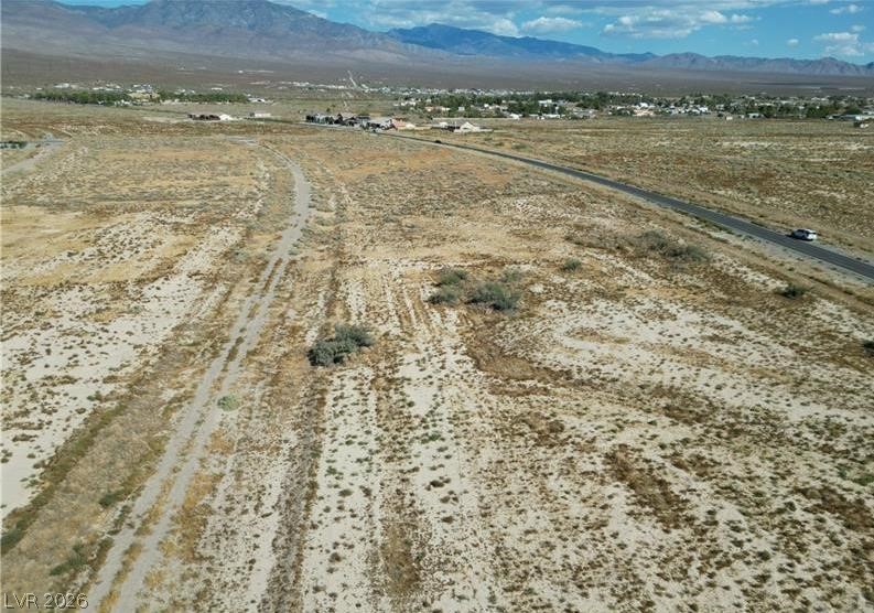 820 West Flashman Lane Property Photo 3