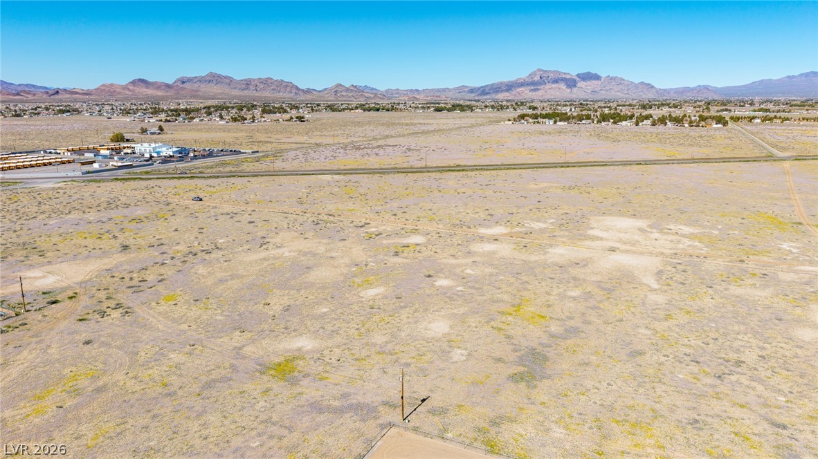 2331 West Flamingo Road Property Photo 8
