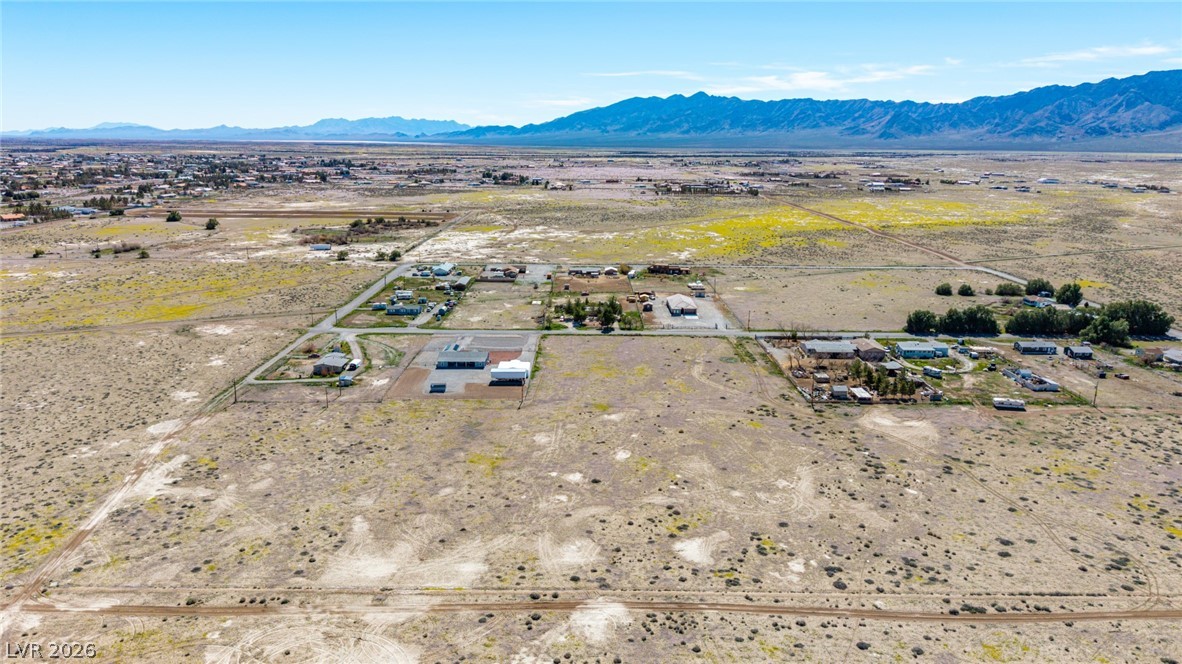 2331 West Flamingo Road Property Photo 10