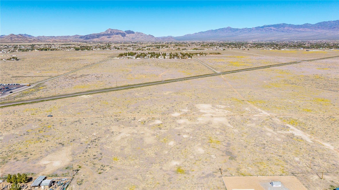 2331 West Flamingo Road Property Photo 12