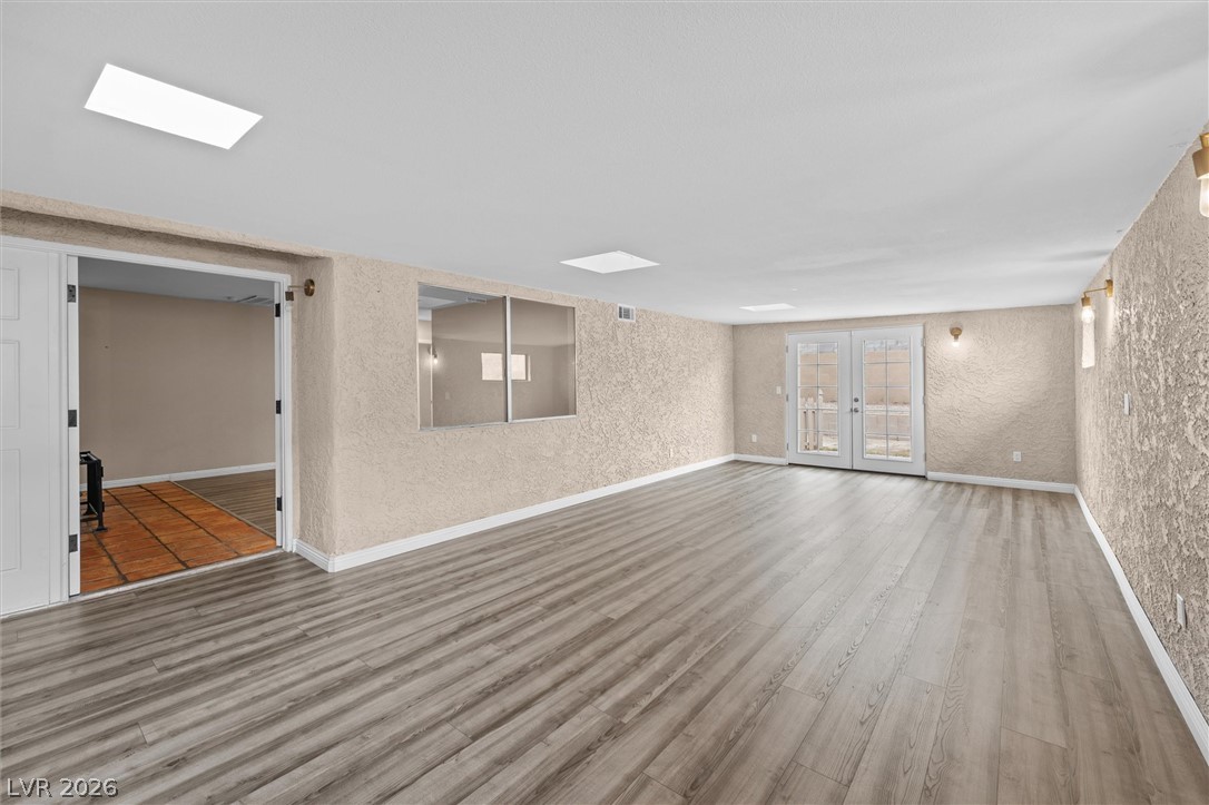 325 West Rochell Drive Property Photo 11