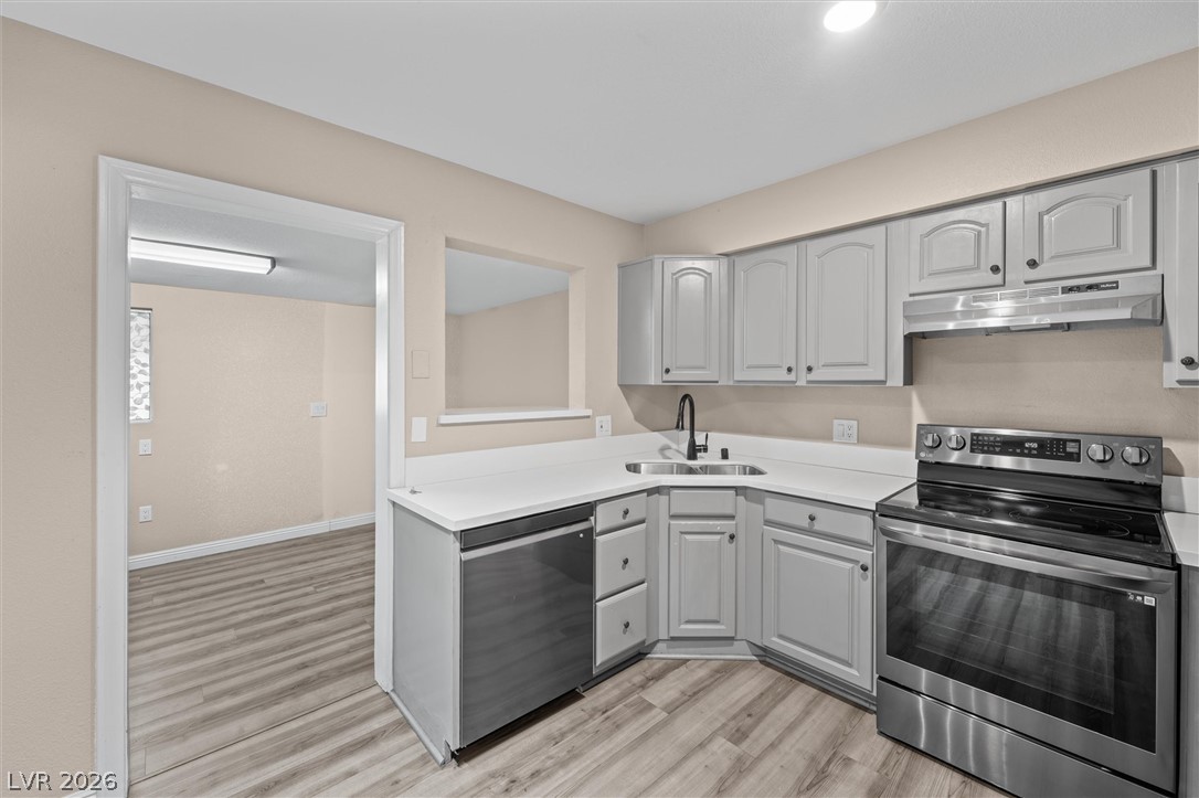 325 West Rochell Drive Property Photo 18