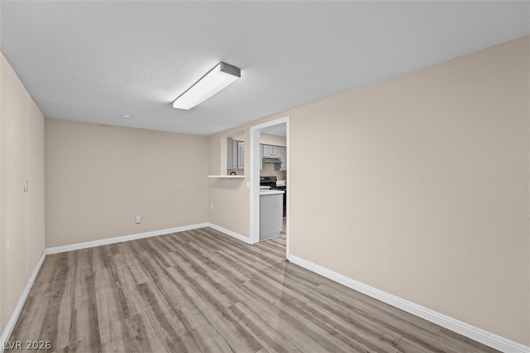 325 West Rochell Drive Property Photo 21