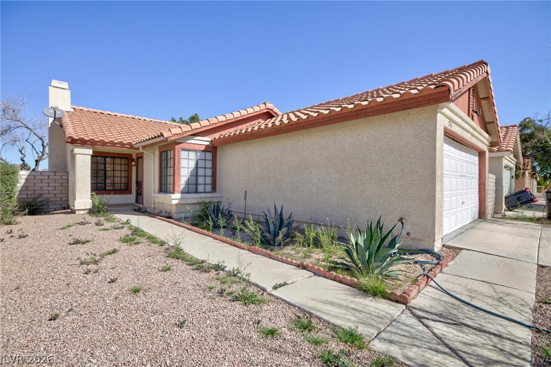 2546 Wolverton Avenue Property Photo 3