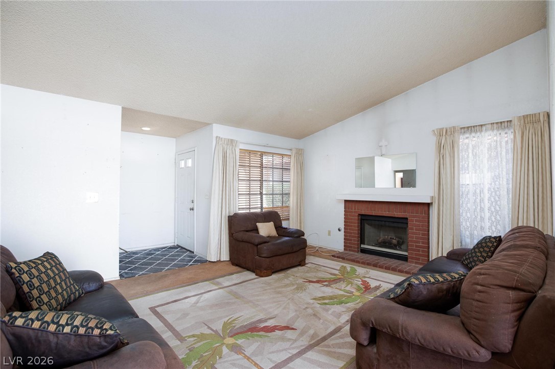 2546 Wolverton Avenue Property Photo 9