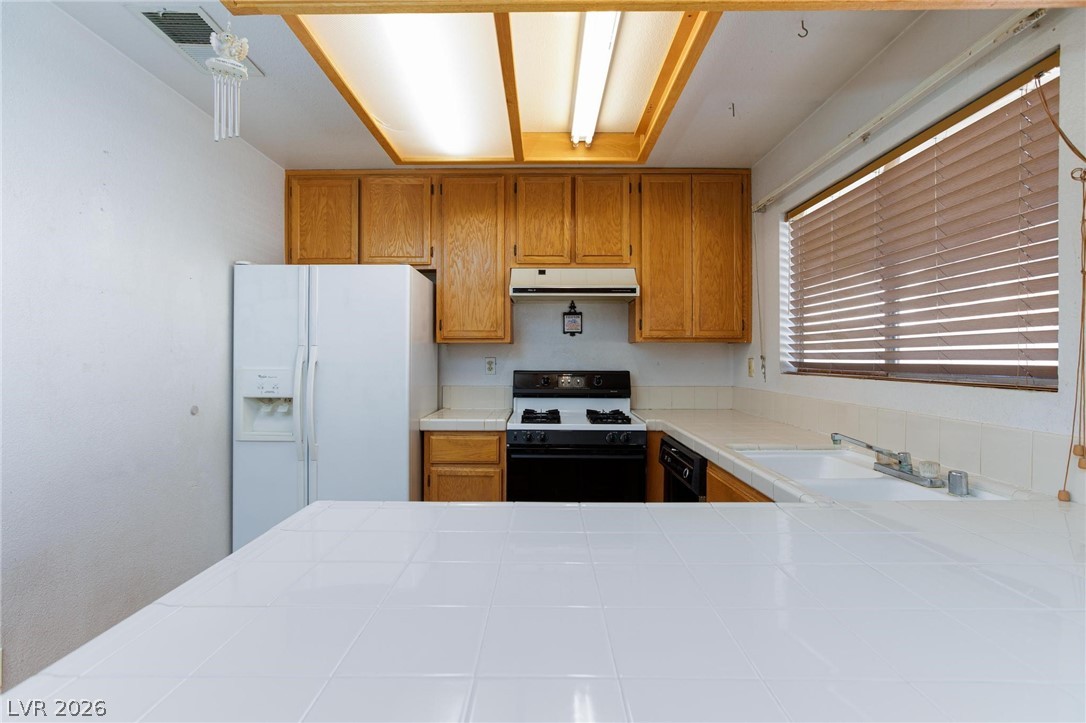 2546 Wolverton Avenue Property Photo 12