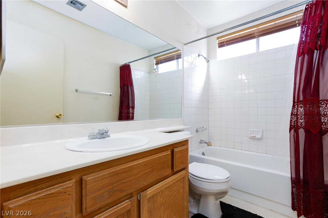 2546 Wolverton Avenue Property Photo 24