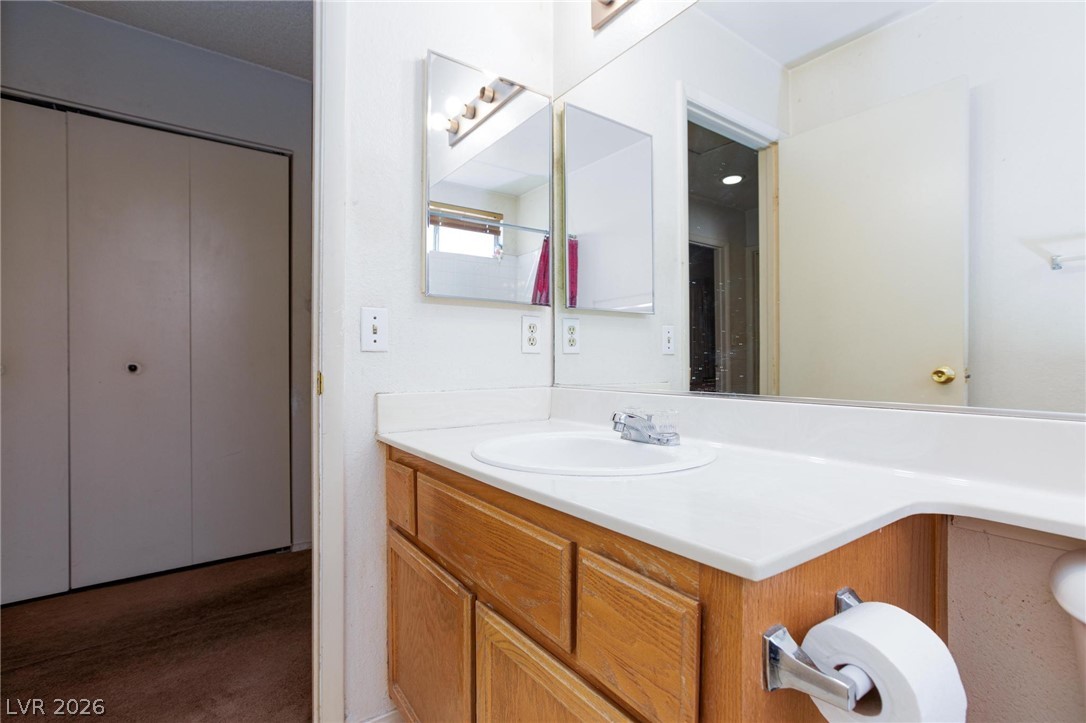 2546 Wolverton Avenue Property Photo 25