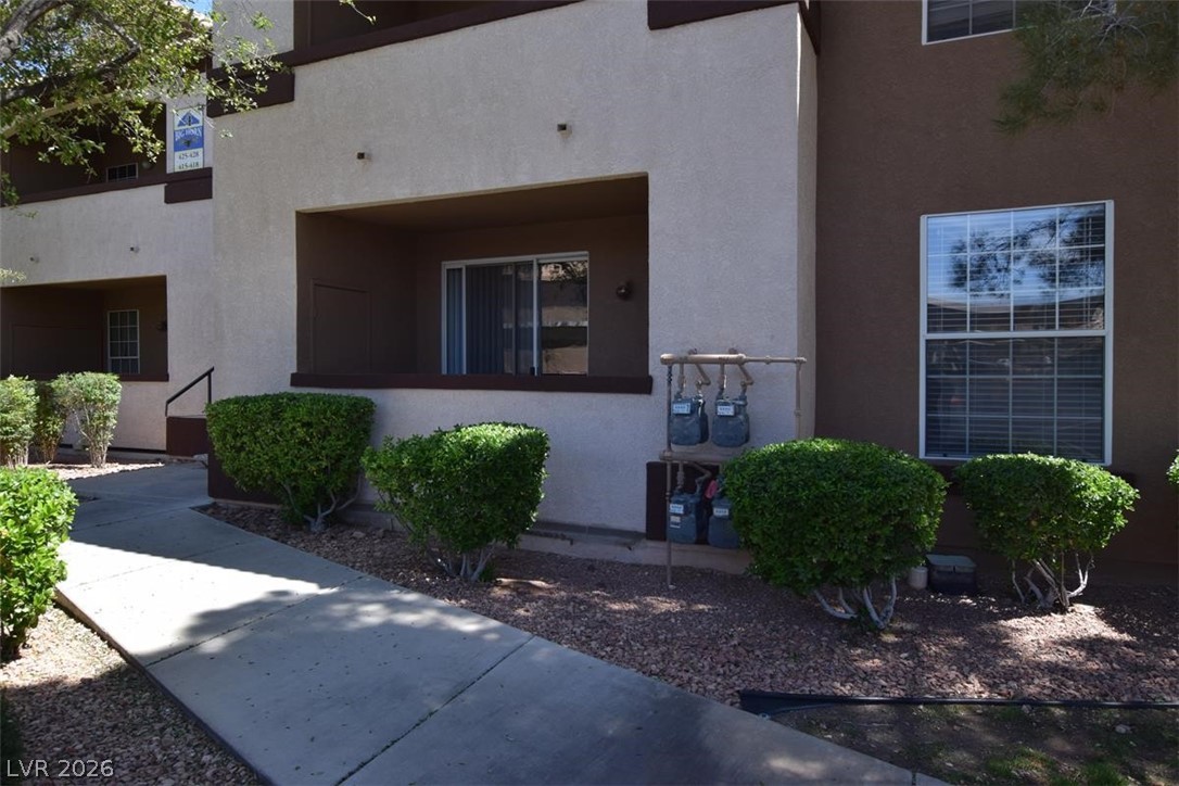 231 West Horizon Ridge Parkway 417 Property Photo 2