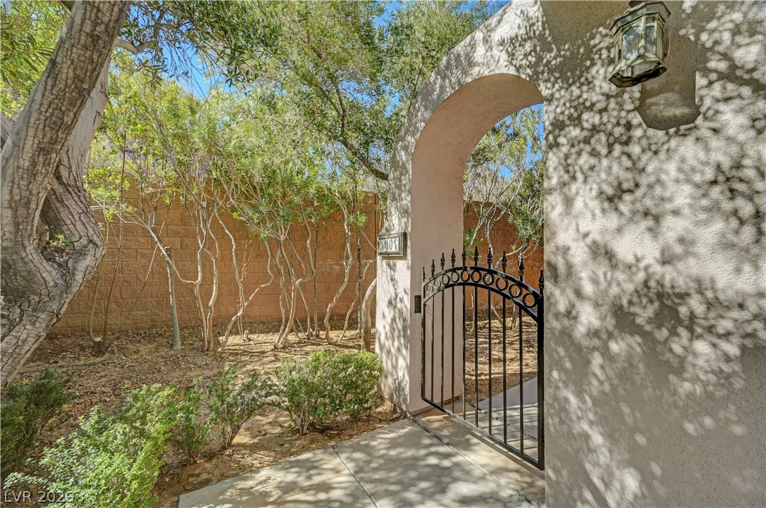 10 Via Visione 101 Property Photo 3