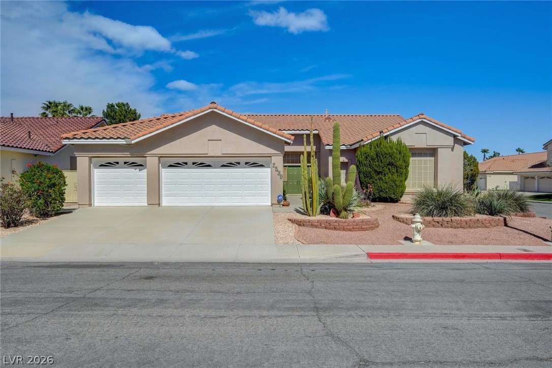 2530 Los Coches Circle Property Photo 1