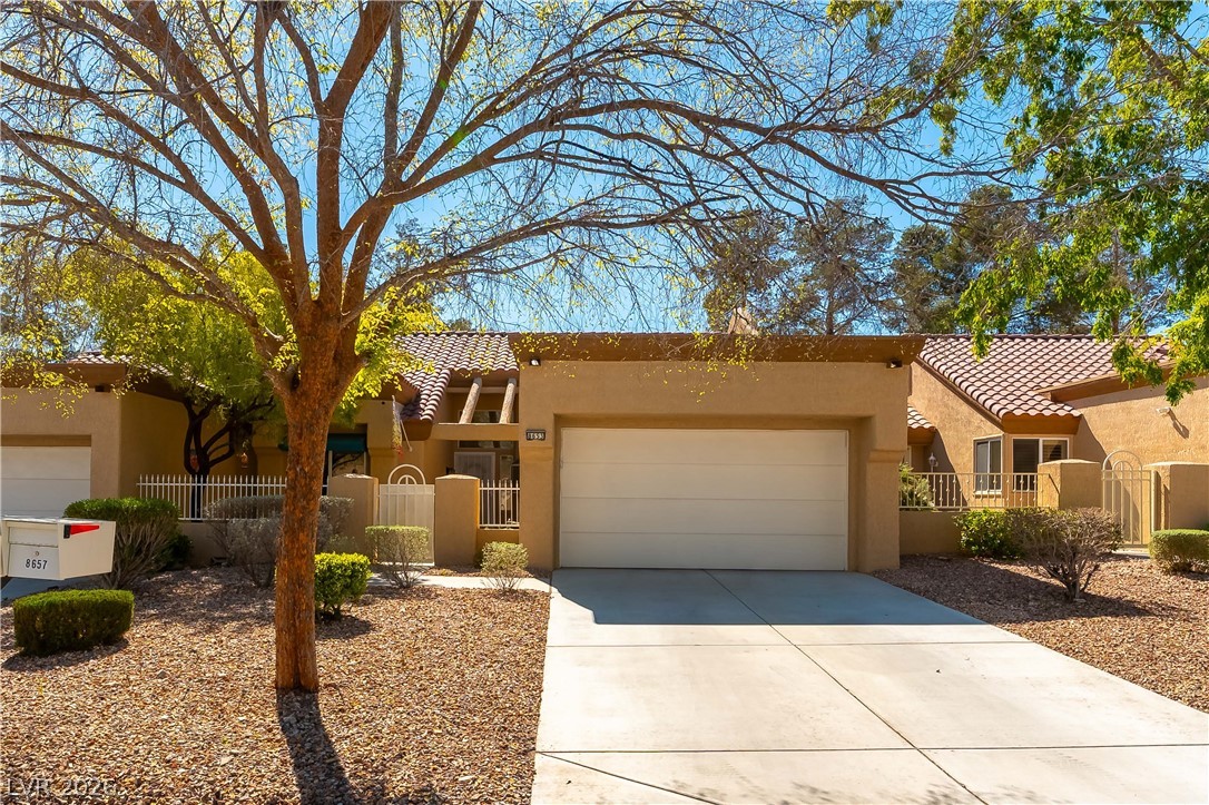 8653 Prairie Hill Drive Property Photo 1