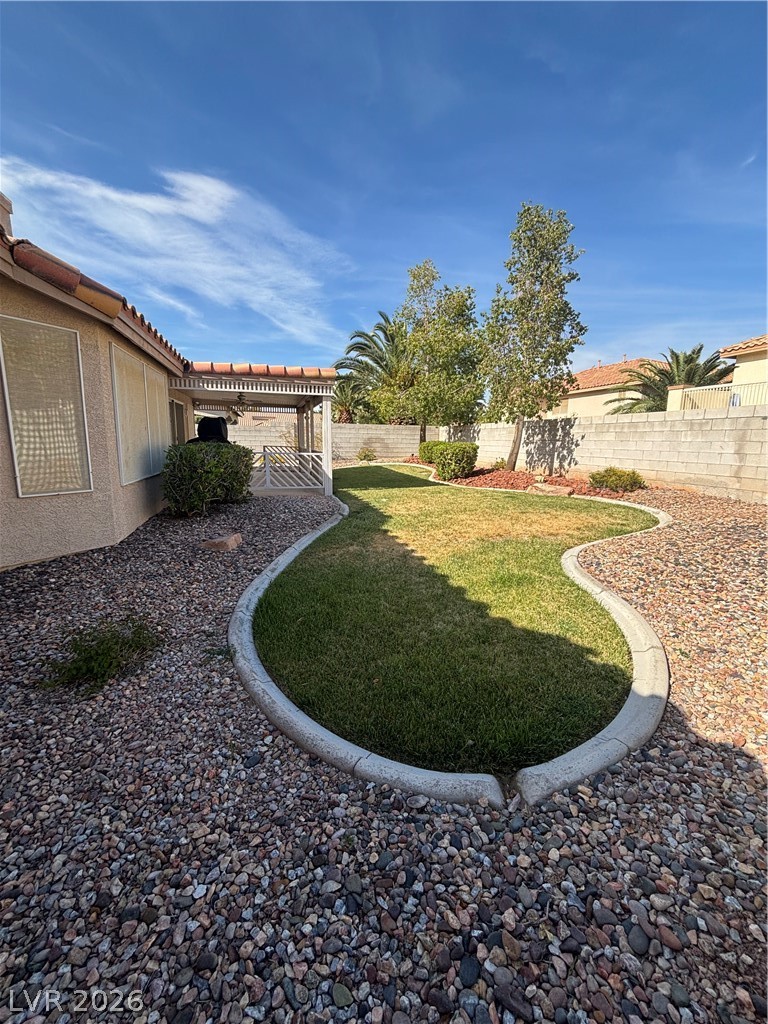 9144 Amber Waves Street Property Photo 10