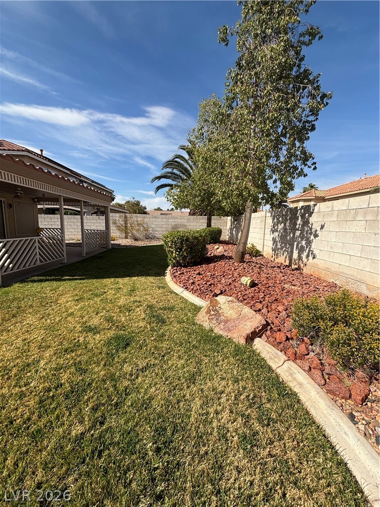 9144 Amber Waves Street Property Photo 11