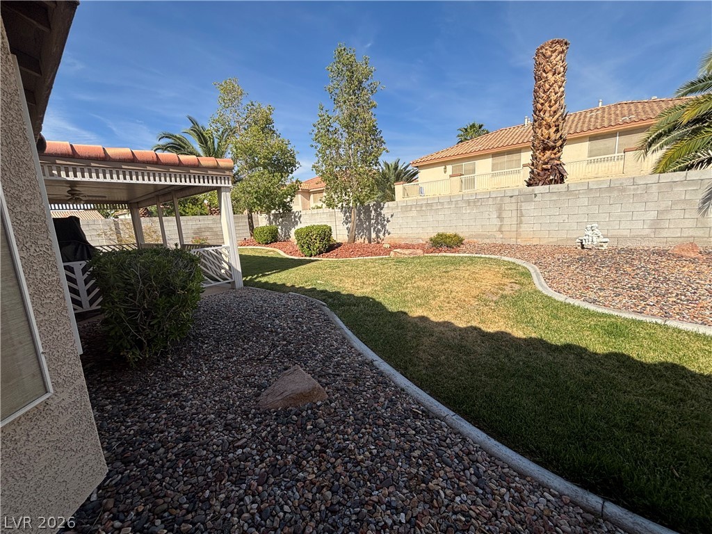 9144 Amber Waves Street Property Photo 14