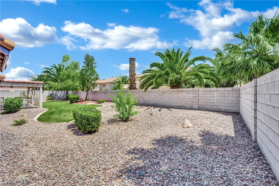 9144 Amber Waves Street Property Photo 45