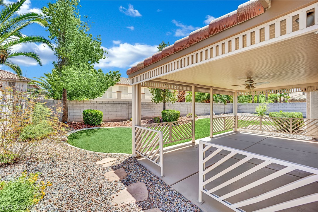 9144 Amber Waves Street Property Photo 48