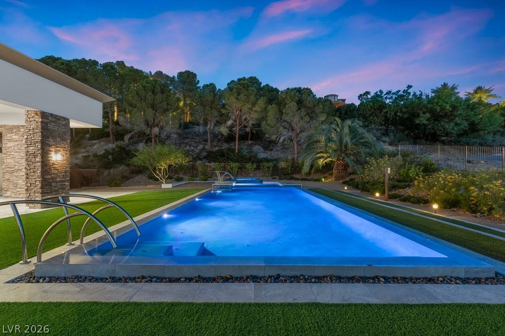 1 Costa Del Sol Court Property Photo 6