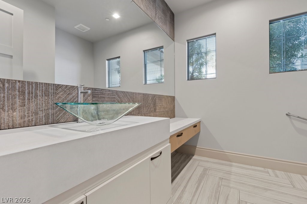 1 Costa Del Sol Court Property Photo 58