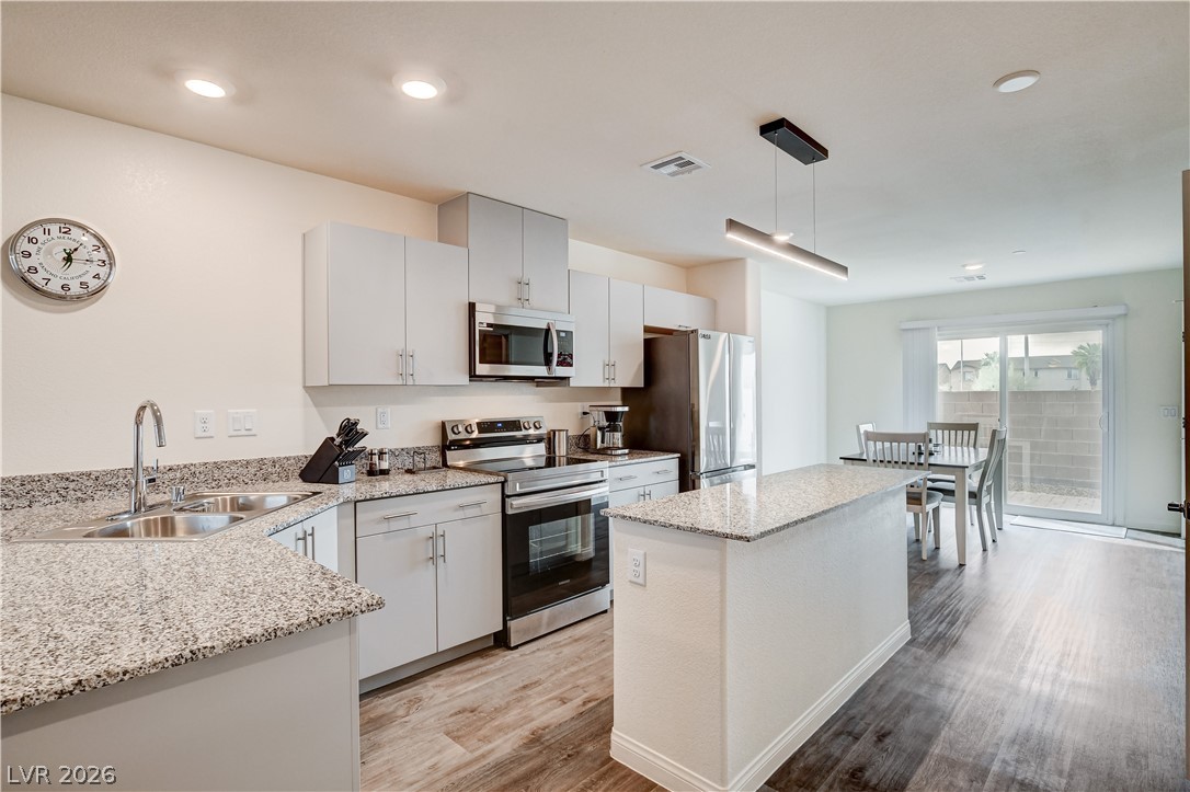2945 White Selzter Court Property Photo 15