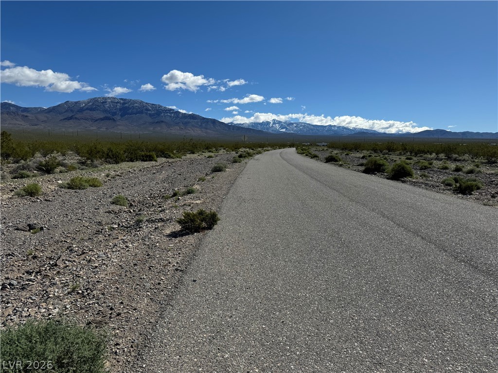 1370 Panorama Road Property Photo 1