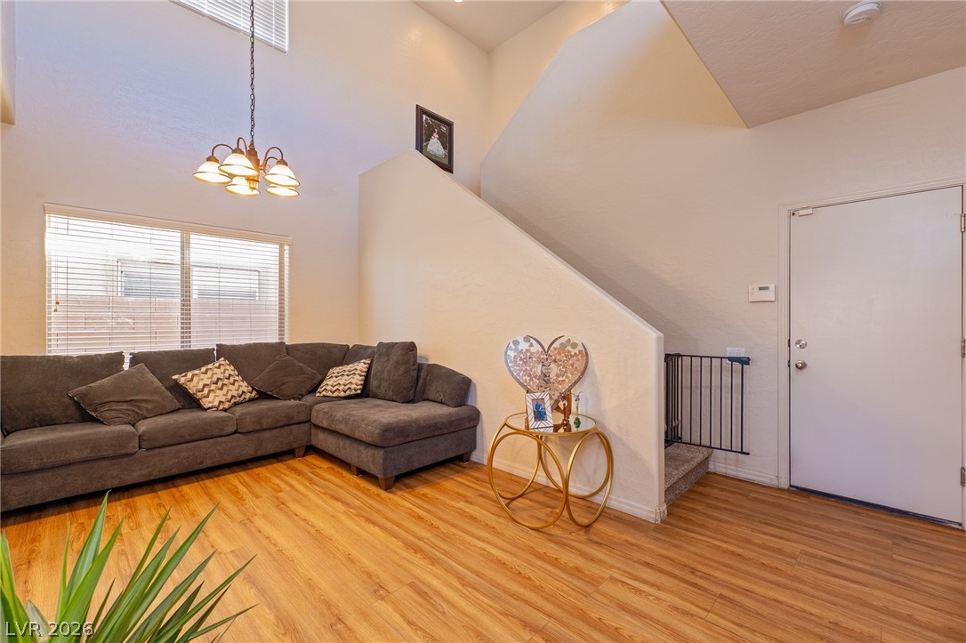 4464 Penguin Avenue Property Photo 4