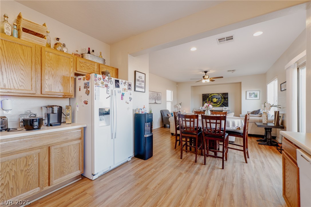 4464 Penguin Avenue Property Photo 7