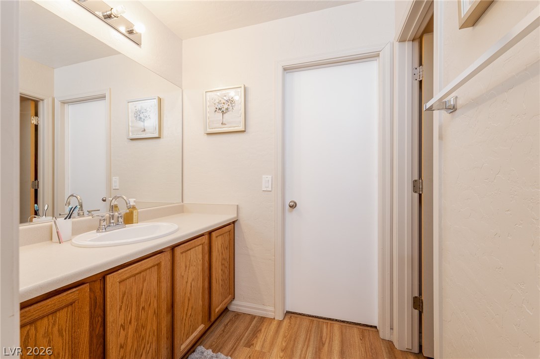 4464 Penguin Avenue Property Photo 14