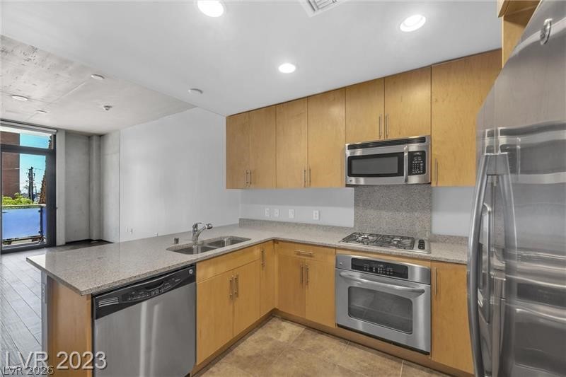 353 East Bonneville Avenue 183/283 Property Photo 12