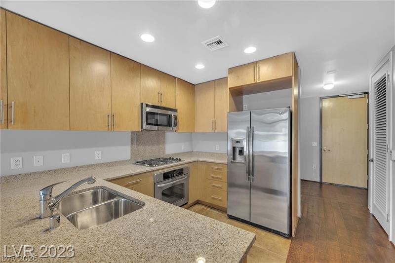 353 East Bonneville Avenue 183/283 Property Photo 13