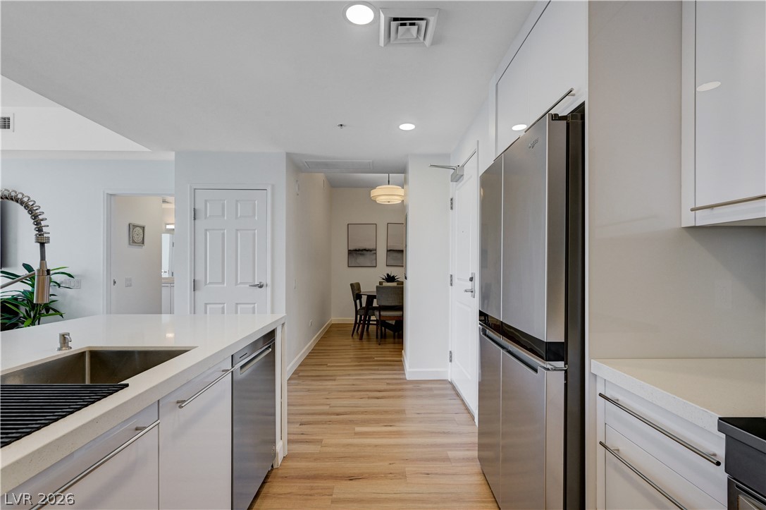 200 West Sahara Avenue 2307 Property Photo 8