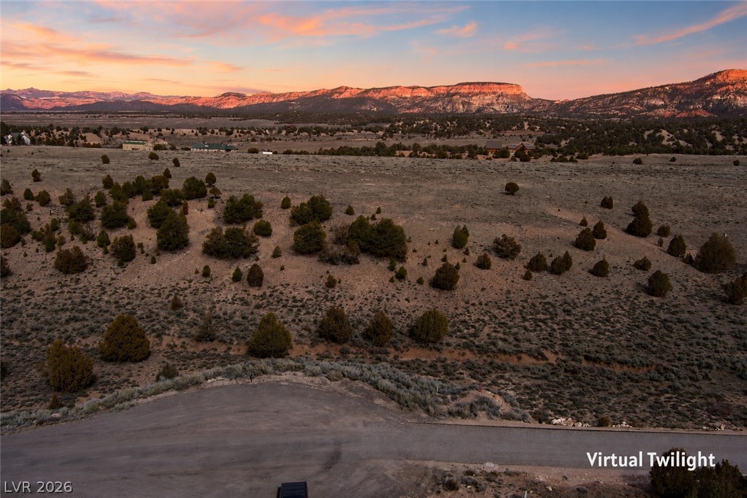 1825 East Eagle Ridge Circle