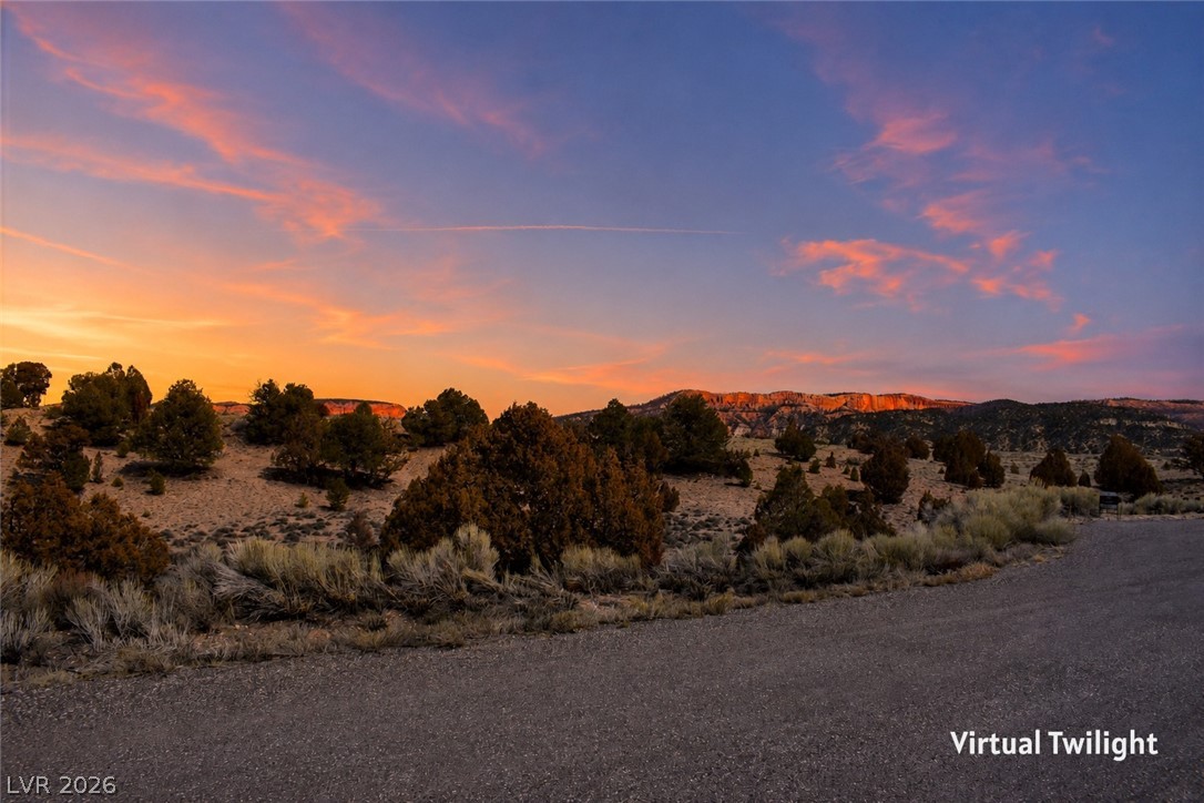 1825 East Eagle Ridge Circle Property Photo 8