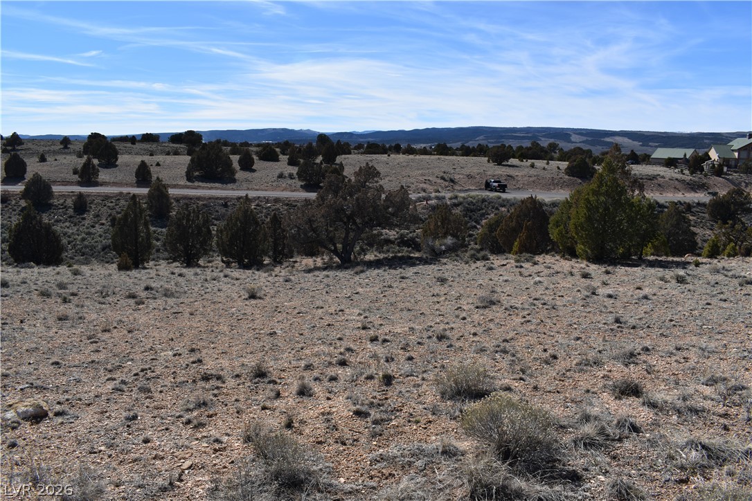 1825 East Eagle Ridge Circle Property Photo 17