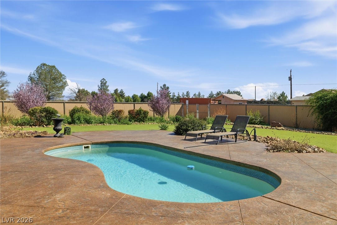 1131 China Street Property Photo 2