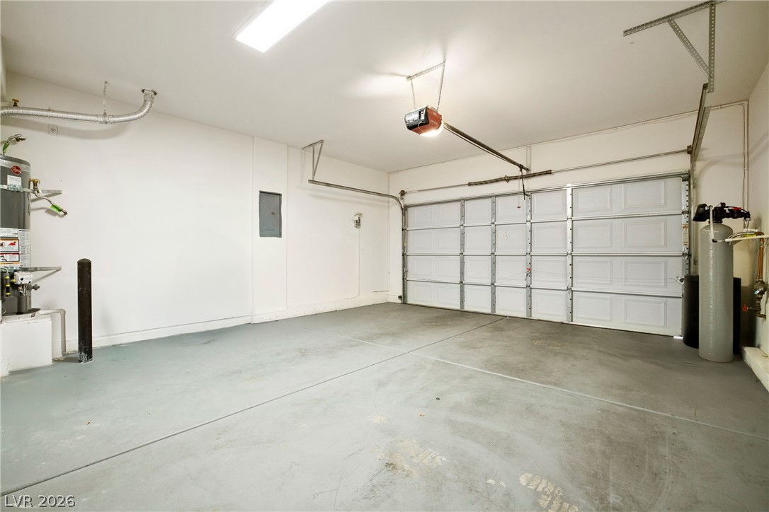 10921 Calistoga Springs Court Property Photo 32