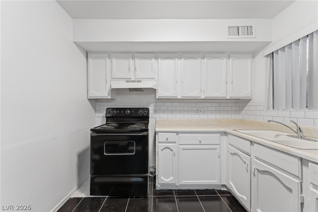 5156 Gray Lane F Property Photo 10