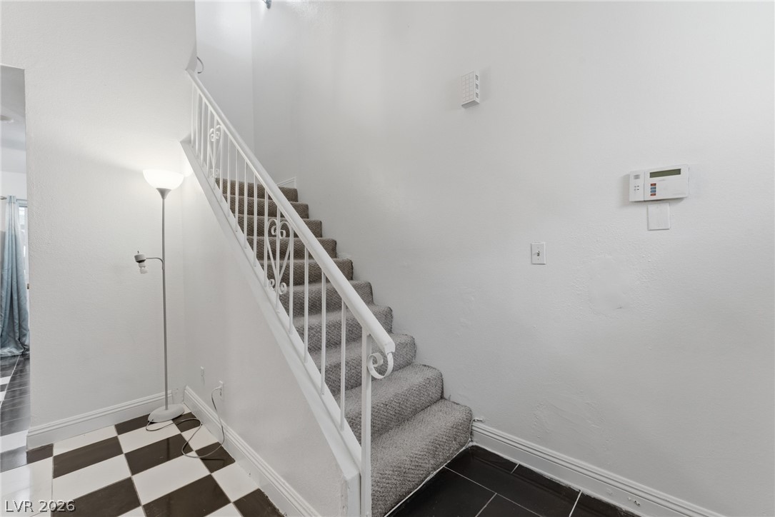 5156 Gray Lane F Property Photo 12
