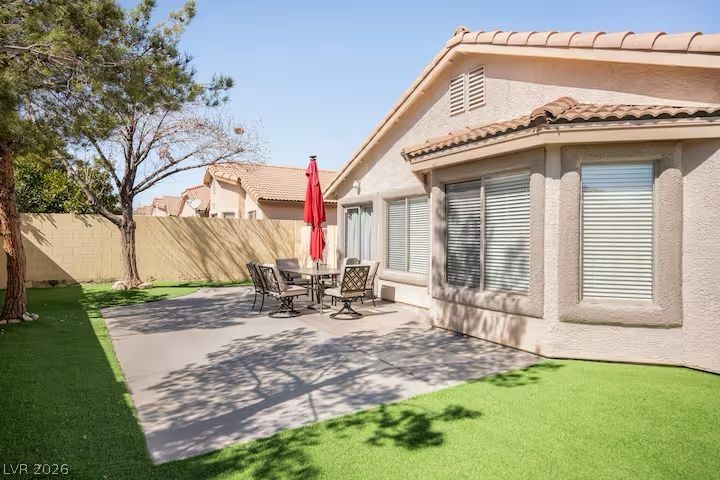 4995 Nardini Avenue Property Photo 1
