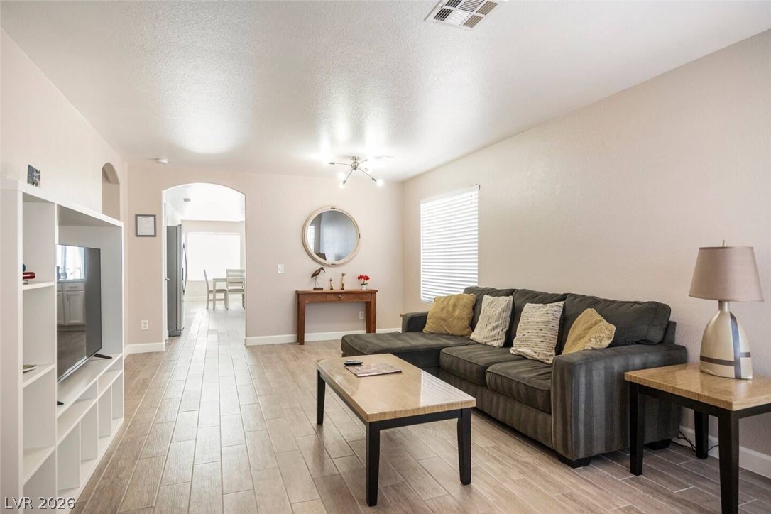 4995 Nardini Avenue Property Photo 3