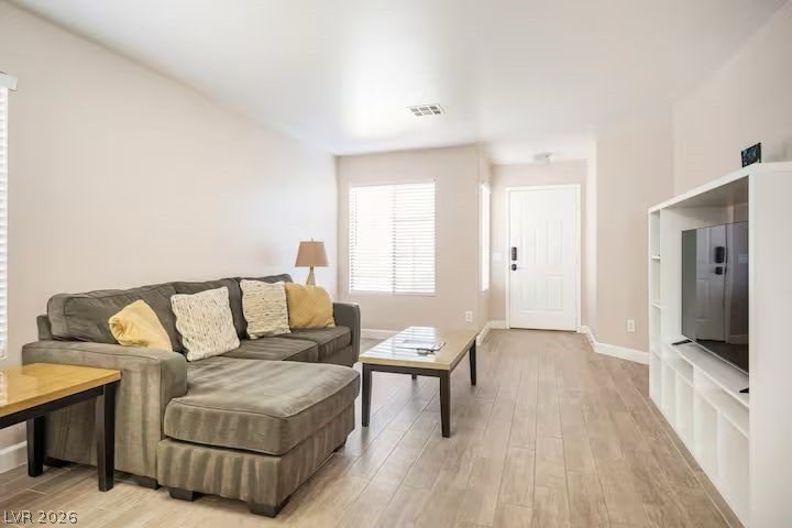 4995 Nardini Avenue Property Photo 38