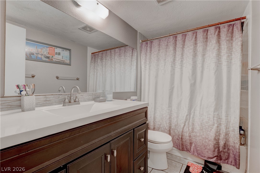 1304 Capri Drive A Property Photo 10