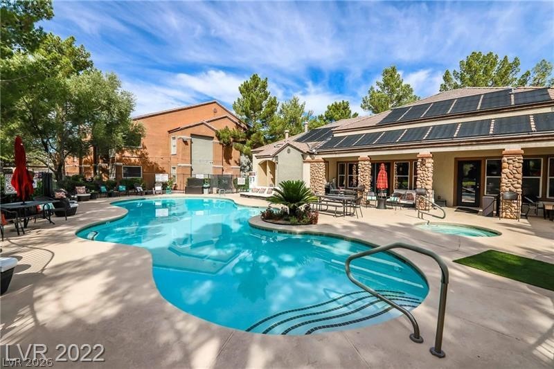 555 East Silverado Ranch Boulevard 2164 Property Photo 21