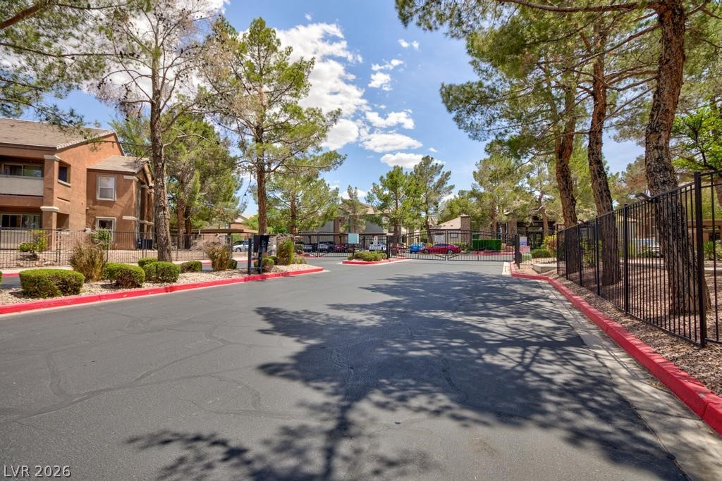555 East Silverado Ranch Boulevard 2164 Property Photo 24