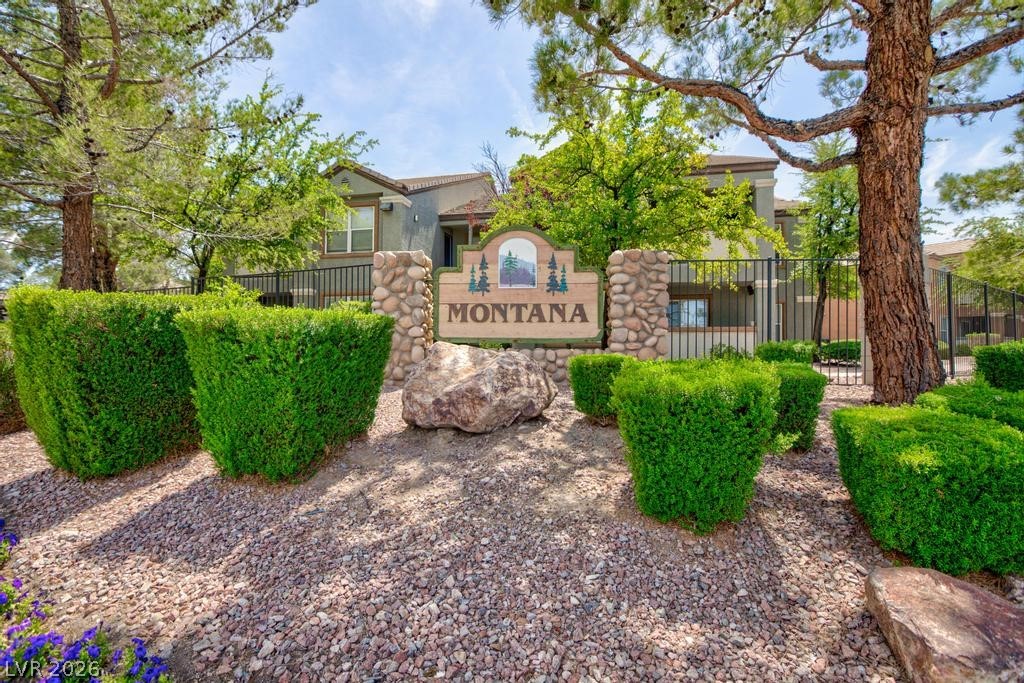 555 East Silverado Ranch Boulevard 2164 Property Photo 29