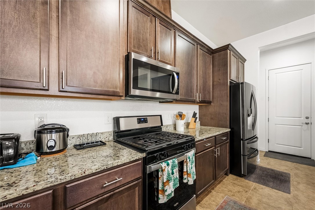 602 Desert Bluebell Court Property Photo 15