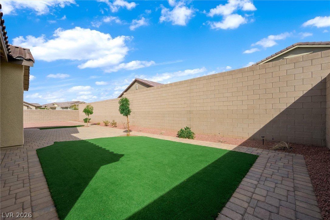 602 Desert Bluebell Court Property Photo 37