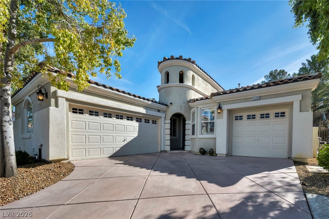 1128 Via Suzan Property Photo 5